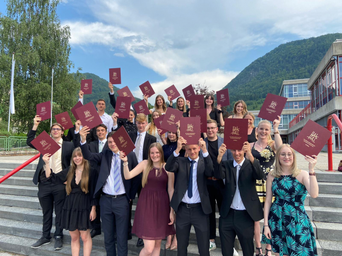 5bk_matura_2021_2 Matura 5BK 2020/2021